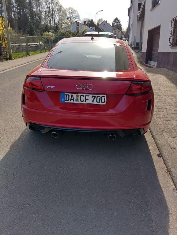 Gebraucht Audi TT Ambiente 245 PS (180 kW) 2021 Rot Coupé