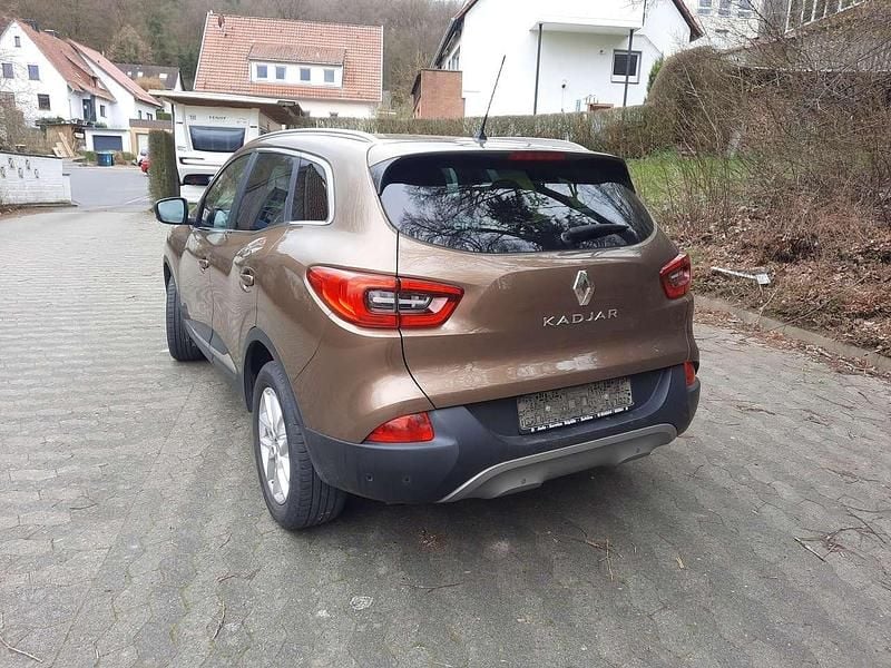 Gebraucht Renault Kadjar XMOD 131 PS (96 kW) 2016 Braun SUV
