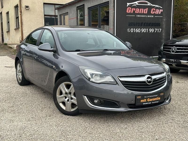Grau Gebraucht 2015 Opel Insignia Edition Limousine | 7.900 € (Superpreis) - Bild 1/4