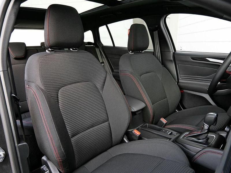 Gebraucht Ford Focus ST-Line X 155 PS (114 kW) 2025 Grau Limousine