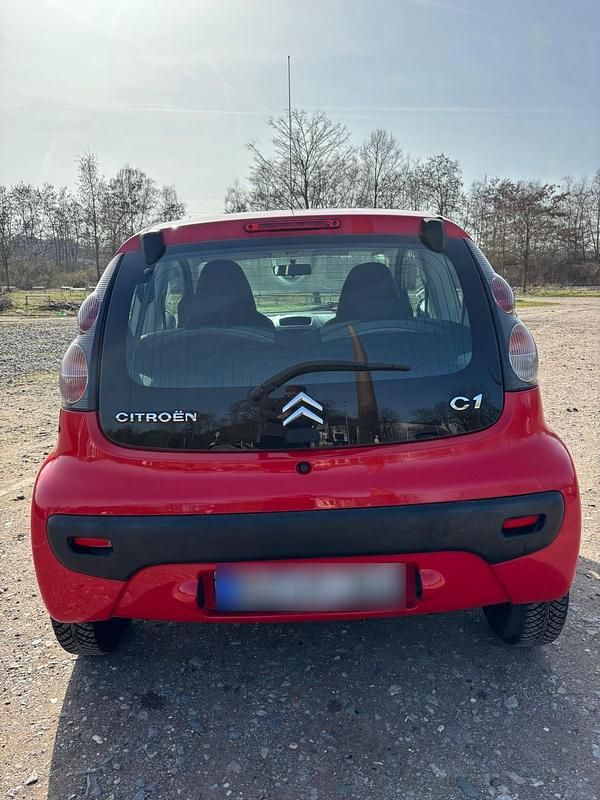 Gebraucht Citroën C1 68 PS (50 kW) 2011 Rot Kleinwagen