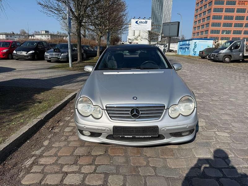 Gebraucht Mercedes C230 197 PS (144 kW) 2001 Silber Coupé