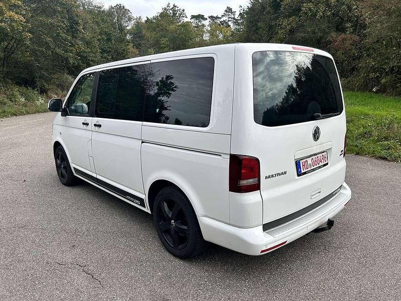 Gebraucht VW Multivan Edition 179 PS (131 kW) 2014 Candyweiß Van