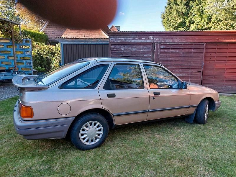 Gebraucht Ford Sierra 67 PS (49 kW) 1987 Limousine