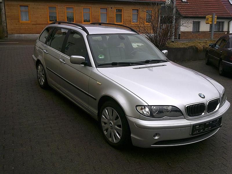 Gebraucht BMW 320 Sport Line 150 PS (110 kW) 2004 Silber Kombi