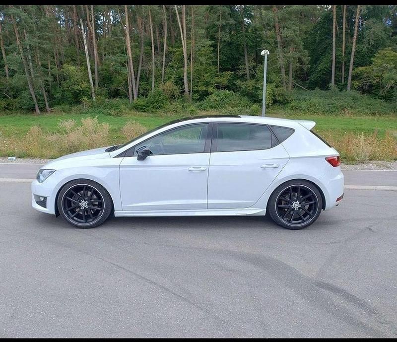 Gebraucht Seat Leon FR 184 PS (135 kW) 2014 Weiß Limousine