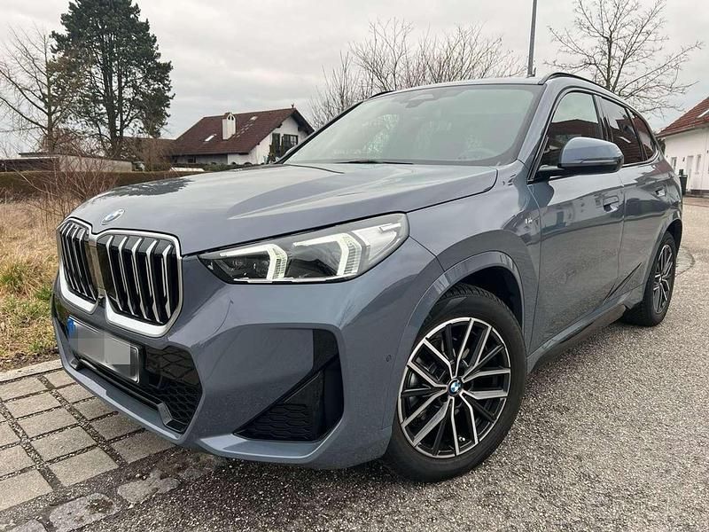 Gebraucht BMW X1 M Sport 150 PS (110 kW) 2024 Grau SUV