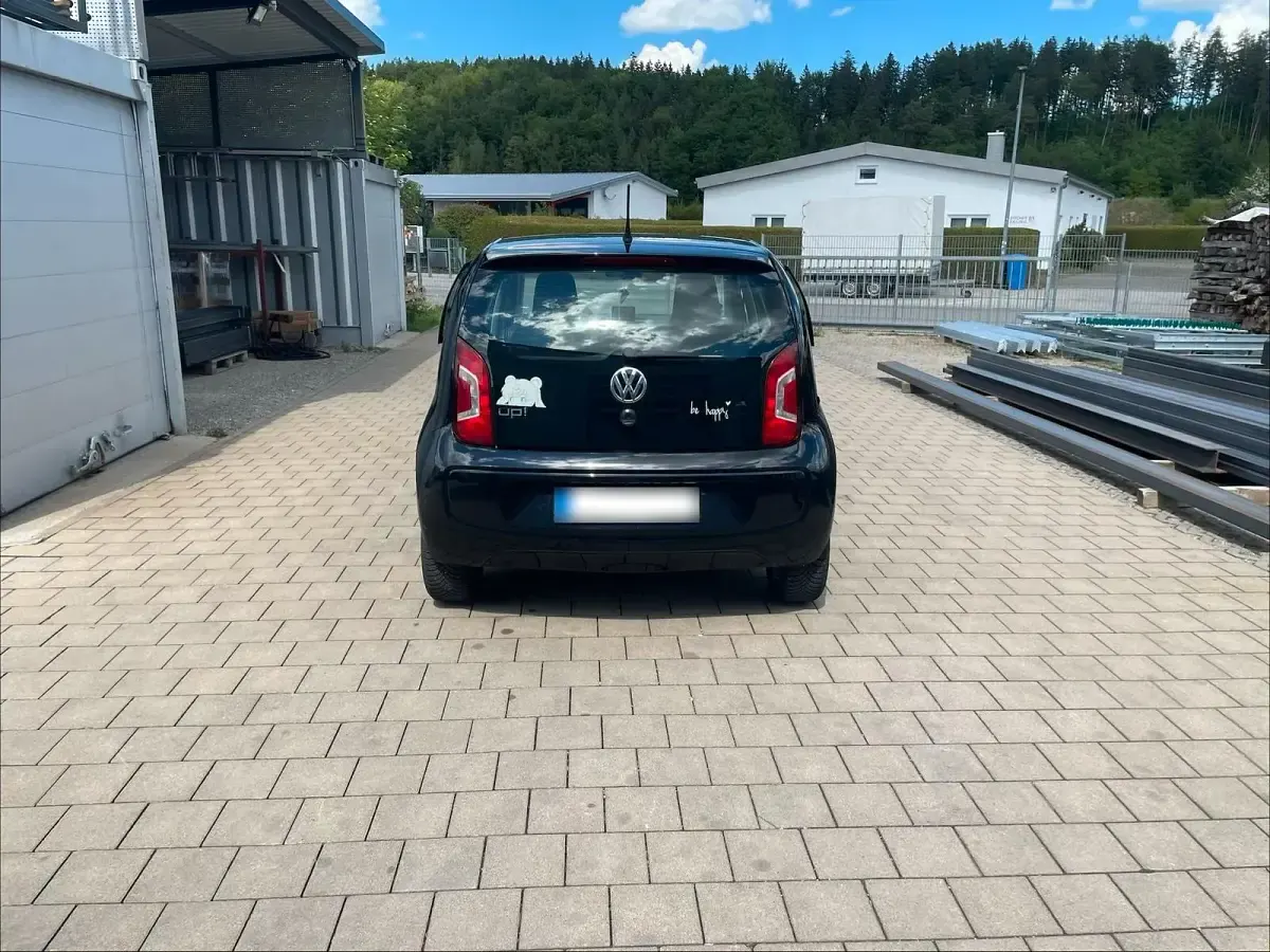 Używany VW up! Cup 60 KM (44 kW) 2014 Czarny Hatchback