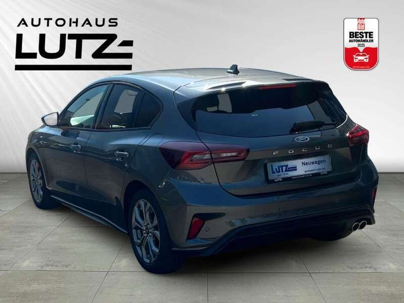 Ny Ford Focus ST-Line 125 HK (91 kW) 2025 Grå Sedan