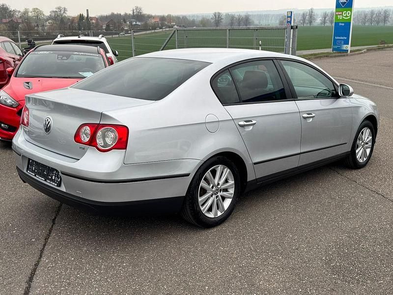Gebraucht VW Passat Trendline 116 PS (85 kW) 2006 Silber Limousine