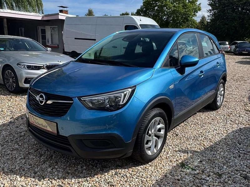 Gebraucht Opel Crossland X 82 PS (60 kW) 2018 Arktisblau/true blue SUV