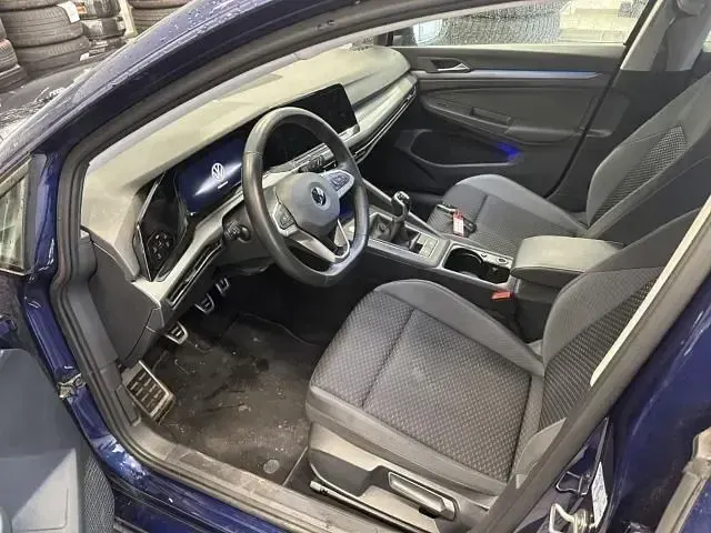 Gebraucht VW Golf VIII Active 150 PS (110 kW) 2023 Blau Limousine