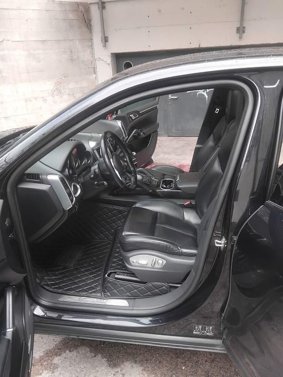 Gebraucht Porsche Cayenne 262 PS (192 kW) 2015 Schwarz SUV