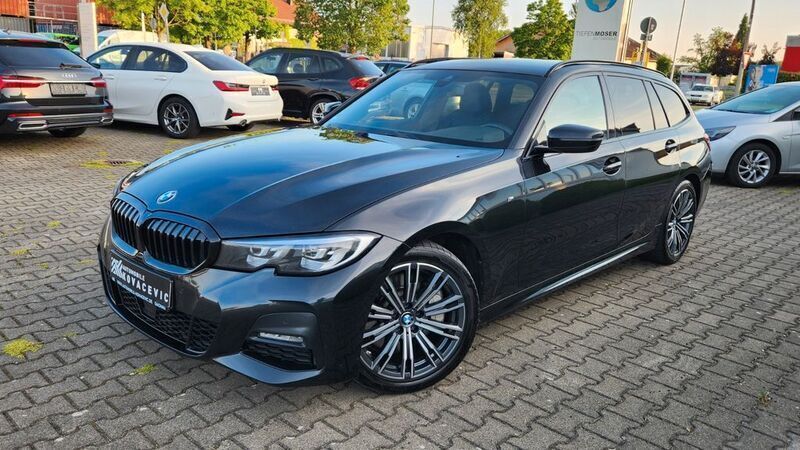 Schwarz Gebraucht 2022 BMW 330 M Sport Limousine | 24.999 € (Guter Preis) - Bild 1/4