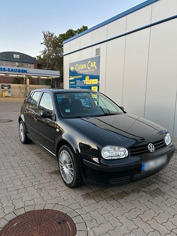 Schwarz Gebraucht 1999 VW Golf IV Limousine | 2.499 € (Teuer) - Bild 1/4