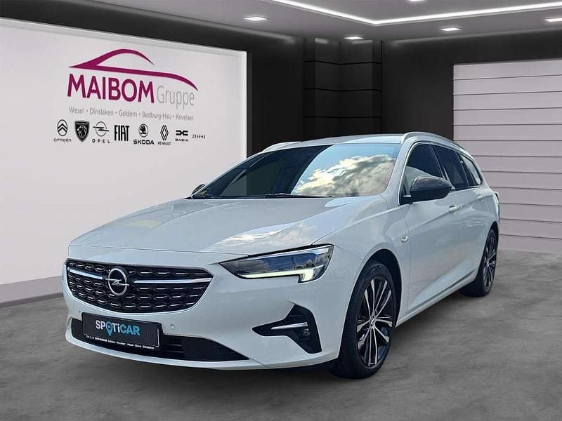 Jade weiss/arktis weiss Gebraucht 2022 Opel Insignia Kombi | 20.945 € (Fairer Preis) - Bild 1/4