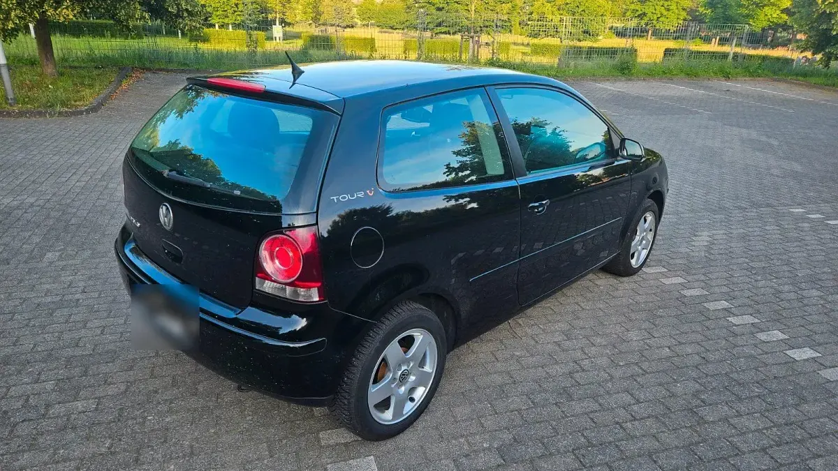 Gebraucht VW Polo 60 PS (44 kW) 2007 Schwarz Kleinwagen