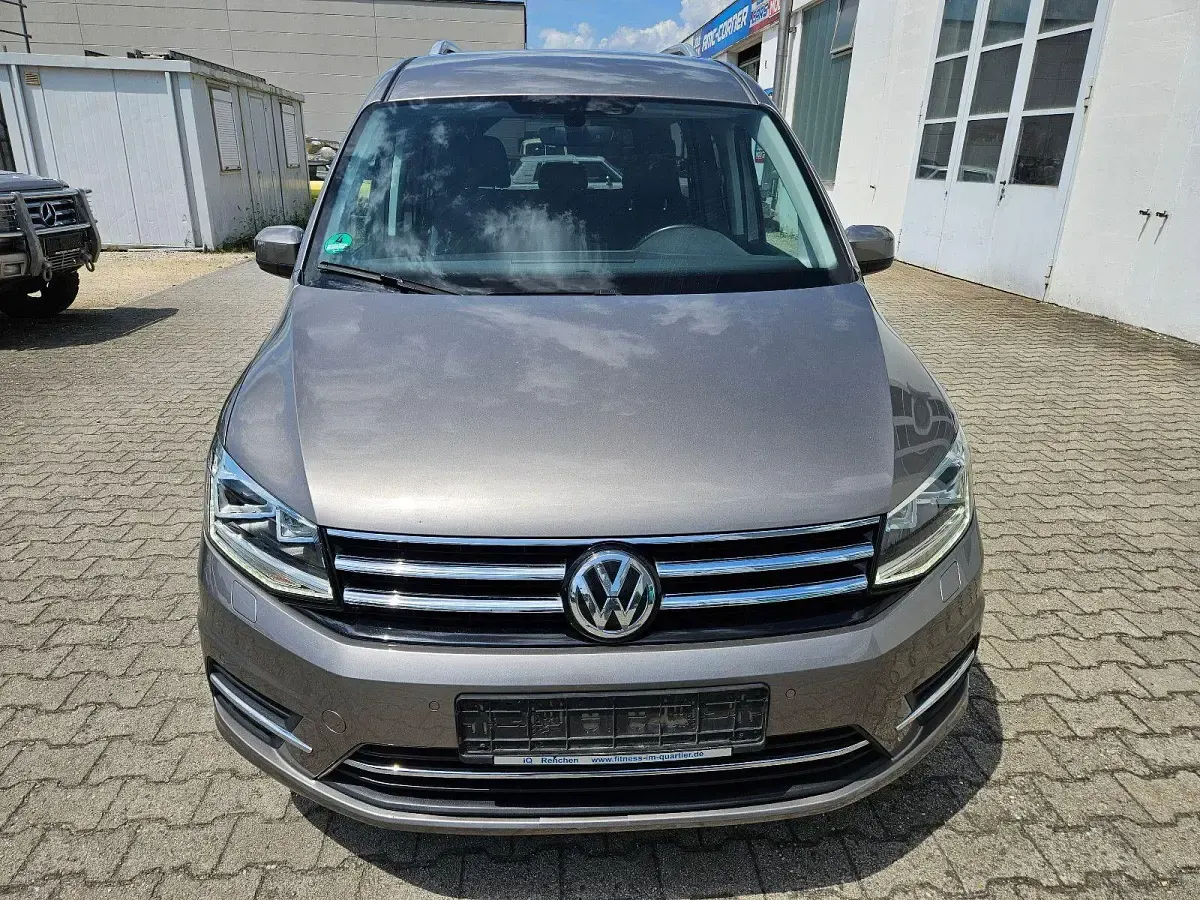 Gebraucht VW Caddy Maxi Highline 125 PS (91 kW) 2018 Beige Van / Kleinbus