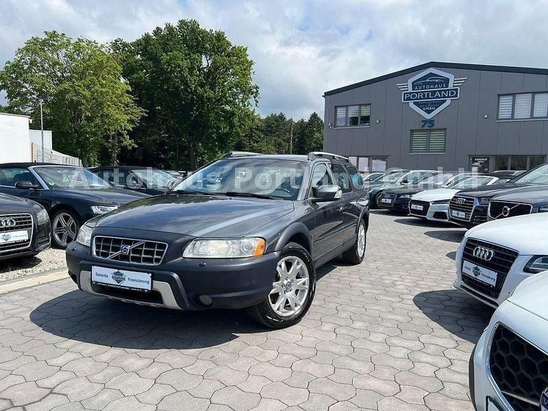 Grau Gebraucht 2007 Volvo XC70 SUV | 9.999 € - Bild 1/4