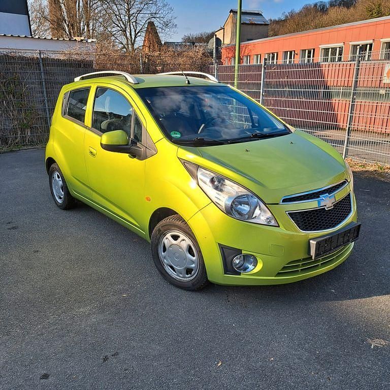 Gebraucht Chevrolet Spark LS 82 PS (60 kW) 2011 Grün Kleinwagen