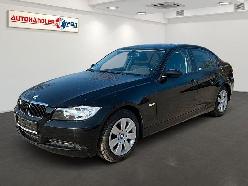 Gebraucht BMW 320 Advantage 170 PS (125 kW) 2008 Schwarz Limousine