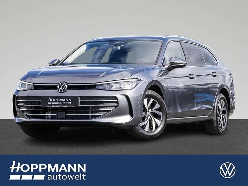 Diabasgrau metallic Gebraucht 2025 VW Passat Business Kombi | 42.990 € (Etwas zu teuer) - Bild 1/4