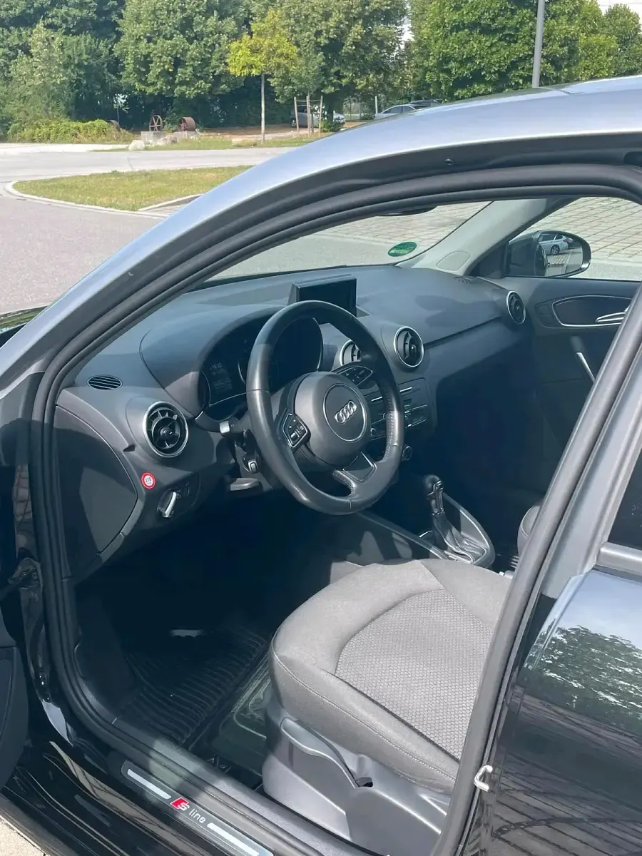 Gebraucht Audi A1 S-Line 125 PS (91 kW) 2016 Schwarz Kleinwagen