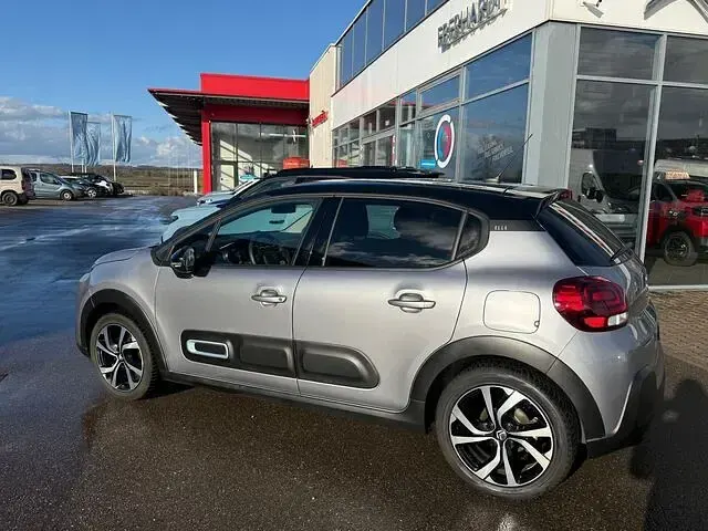 Usado Citroën C3 PureTech 110 CV (80 kW) 2023 Gris Utilitario