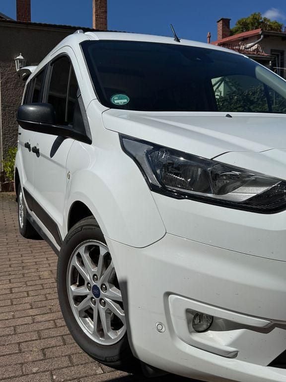 Weiß Gebraucht 2020 Ford Tourneo Connect Active Van / Kleinbus | 13.999 € (Superpreis) - Bild 1/4
