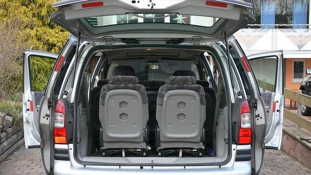 Gebraucht Opel Sintra 141 PS (103 kW) 1998 Silber metallic Van / Kleinbus