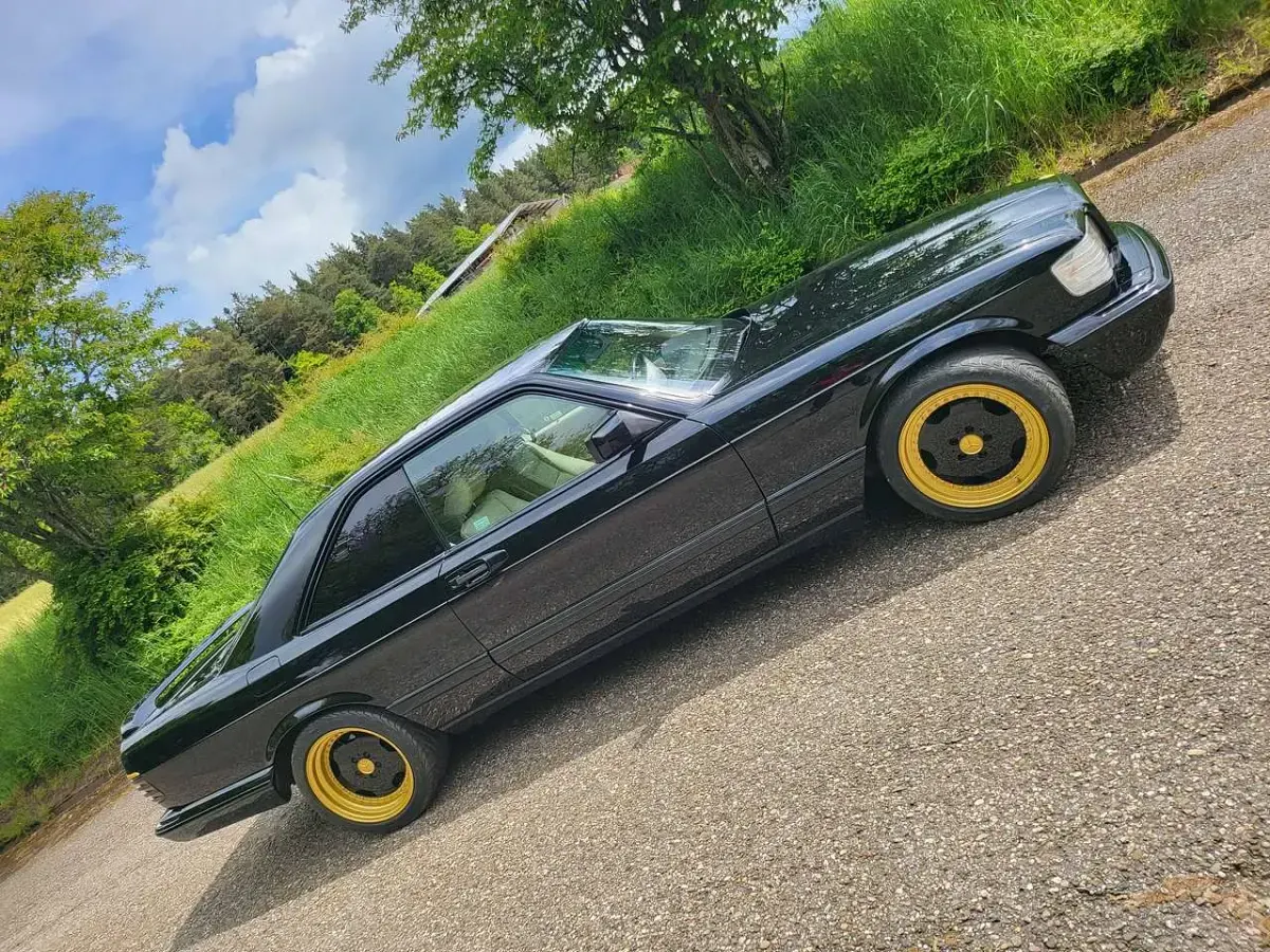 Gebraucht Mercedes 560 299 PS (219 kW) 1990 Schwarz Coupé