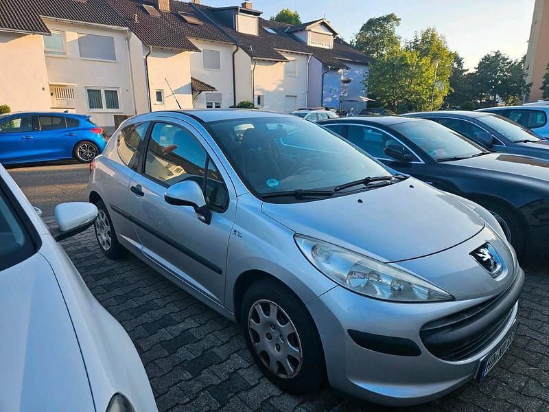 Silber Gebraucht 2006 Peugeot 207 Kleinwagen | 1.000 € (Guter Preis) - Bild 1/4