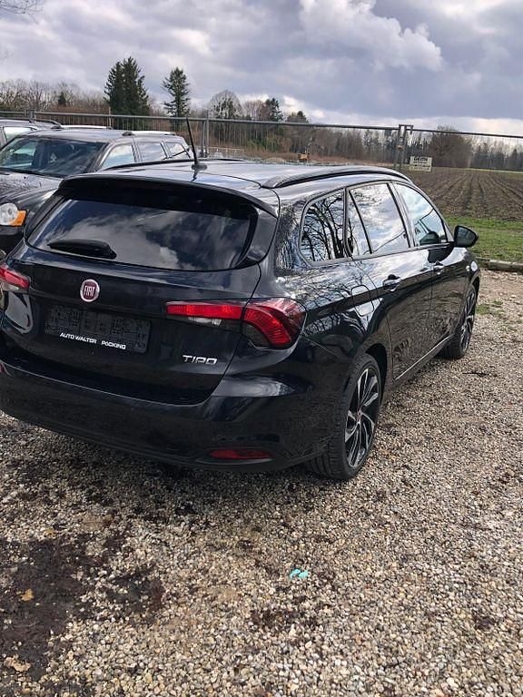 Gebraucht Fiat Tipo S 120 PS (88 kW) 2018 Schwarz Limousine
