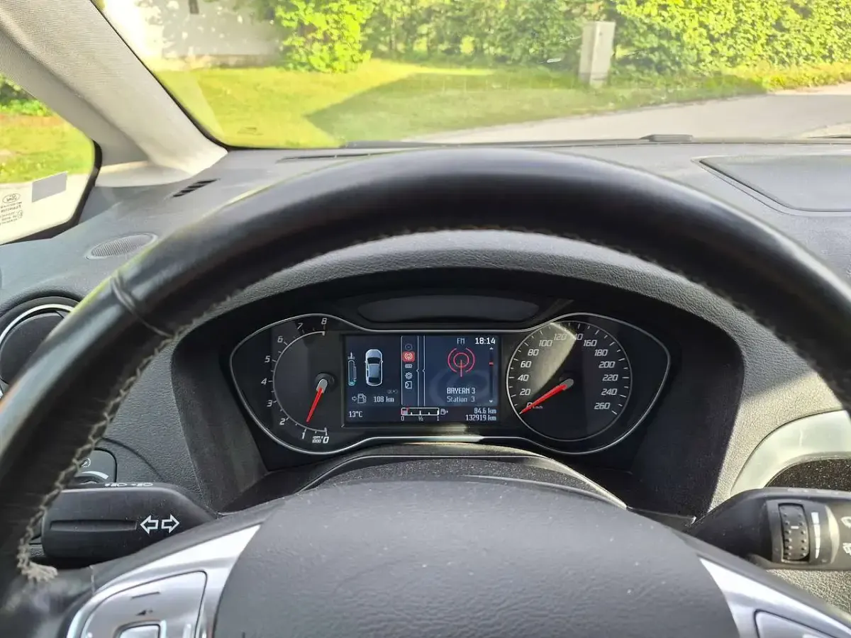 Gebraucht Ford S-MAX Titanium 160 PS (117 kW) 2012 Schwarz Van / Kleinbus