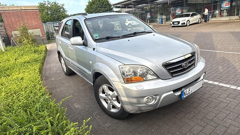 Silber Gebraucht 2006 Kia Sorento SUV | 3.650 € (Guter Preis) - Bild 1/4