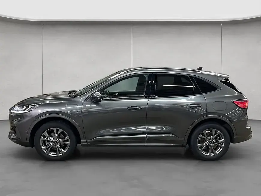 Gebraucht Ford Kuga ST-Line X 152 PS (111 kW) 2024 Magnetic grey metallic SUV