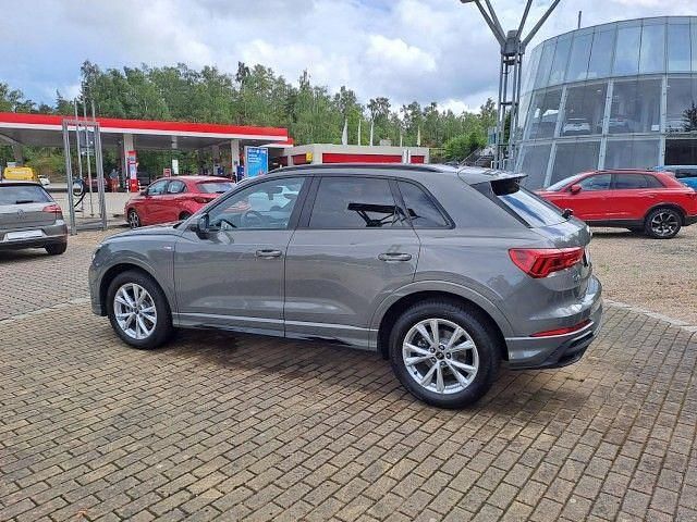 Gebraucht Audi Q3 S-Line 150 PS (110 kW) 2024 Chronosgrau SUV