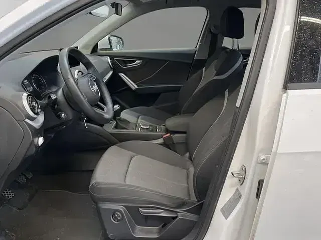 Gebraucht Audi Q2 Comfort 116 PS (85 kW) 2024 Arkonaweiß SUV