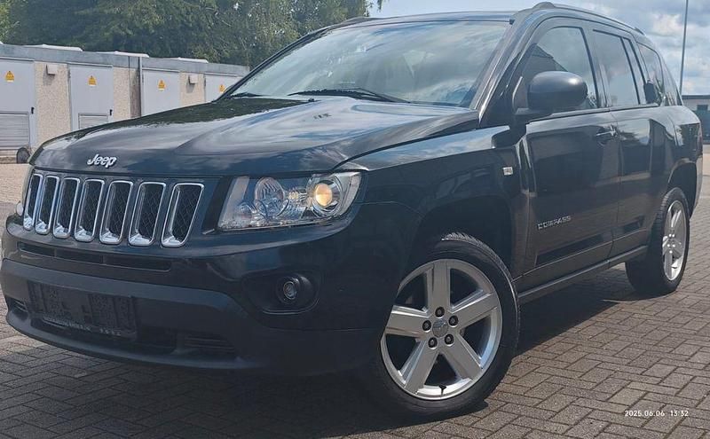 Gebraucht Jeep Compass Limited 163 PS (119 kW) 2012 Schwarz SUV
