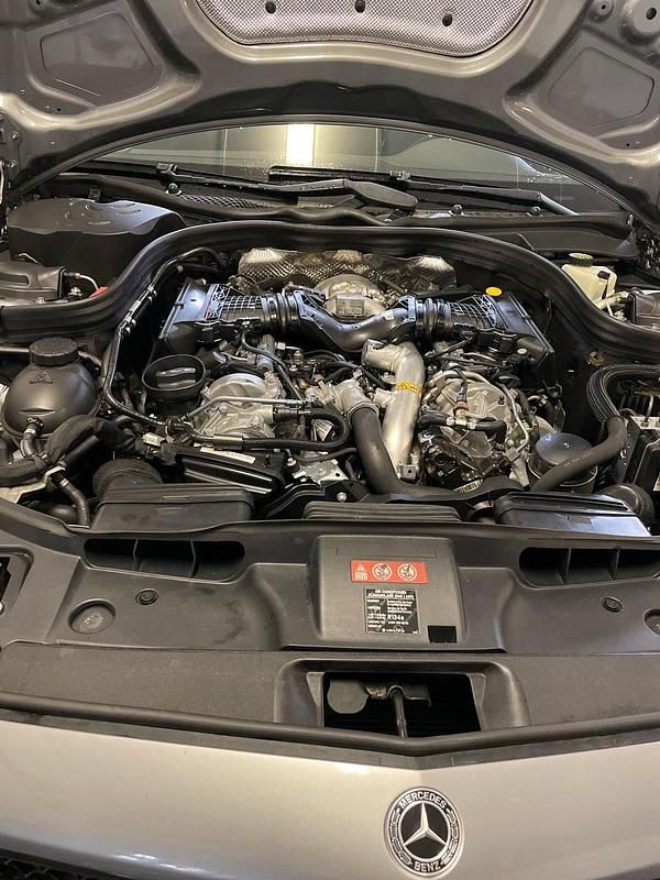 Gebraucht Mercedes CLS350 330 PS (242 kW) 2012 Grau Kombi