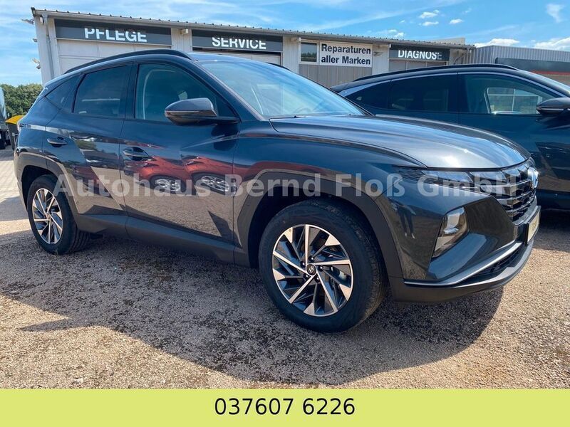 Grau Gebraucht 2022 Hyundai Tucson SUV | 27.490 € (Fairer Preis) - Bild 1/4