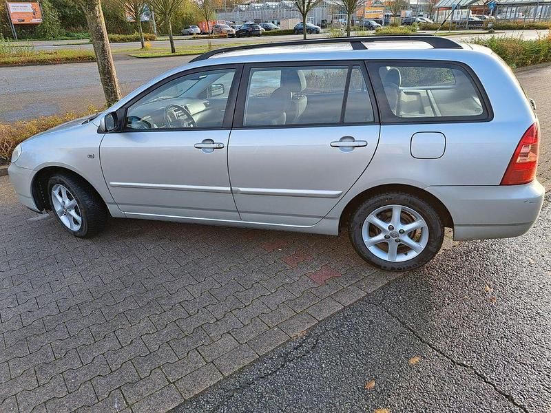 Silber Gebraucht 2007 Toyota Corolla Sol Kombi | 3.500 € (Superpreis) - Bild 1/4