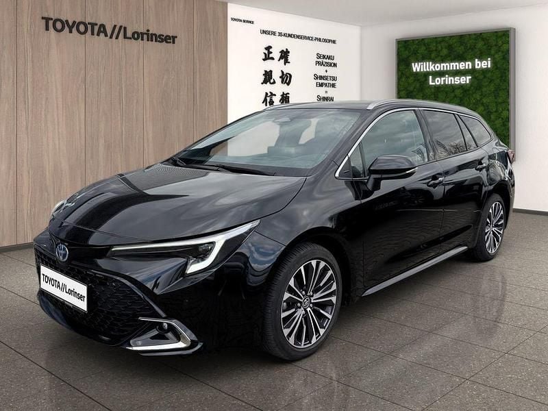 Gebraucht Toyota Corolla Team 140 PS (102 kW) 2023 Schwarz Kombi