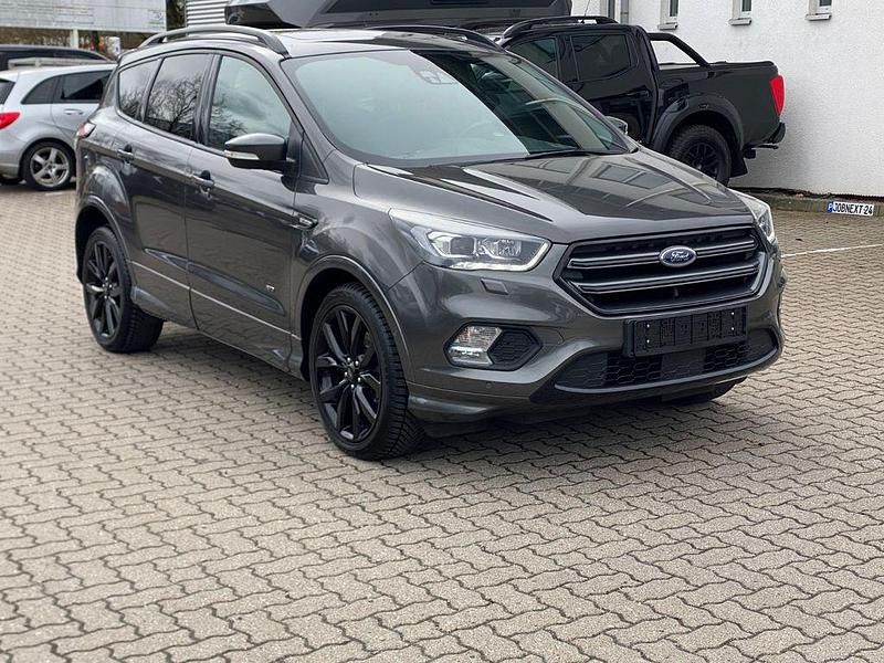 Gebraucht Ford Kuga ST-Line 242 PS (177 kW) 2018 Grau SUV