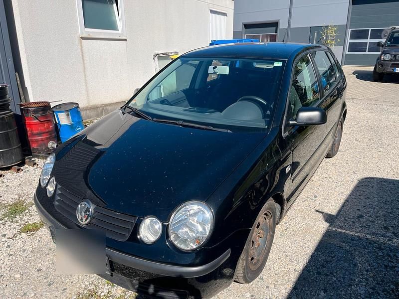 Schwarz Gebraucht 2002 VW Polo Kleinwagen | 250 € (Superpreis) - Bild 1/4
