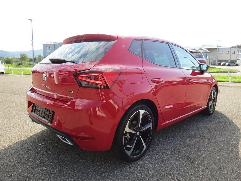 Gebraucht Seat Ibiza FR-Line 116 PS (85 kW) 2024 Rot Limousine
