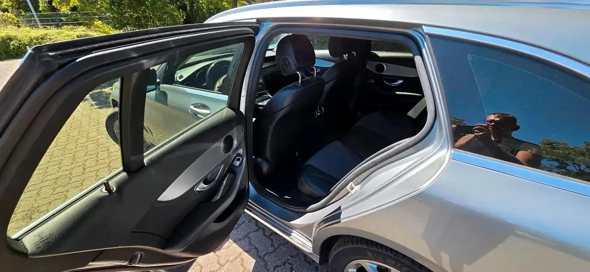 Gebraucht Mercedes C220 Avantgarde 170 PS (125 kW) 2015 Grau Kombi