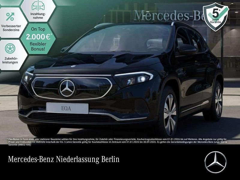 Gebraucht Mercedes EQA250 Advanced 139 kW (190 PS) 2023 Schwarz SUV