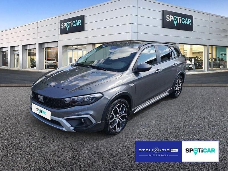Schwarz Gebraucht 2024 Fiat Tipo Cross Kombi | 18.750 € (Guter Preis) - Bild 1/4