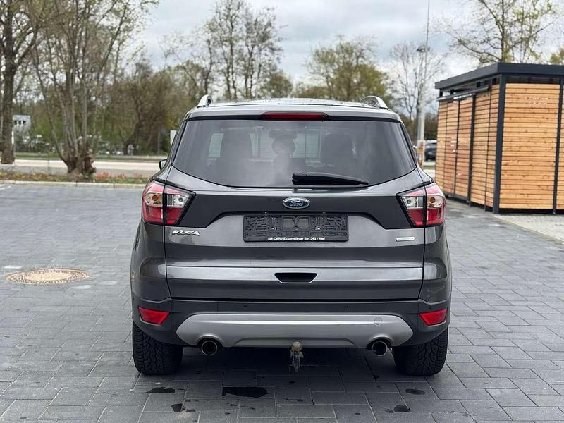 Gebraucht Ford Kuga Business Edition 150 PS (110 kW) 2017 Magneticgrau (metallic) SUV